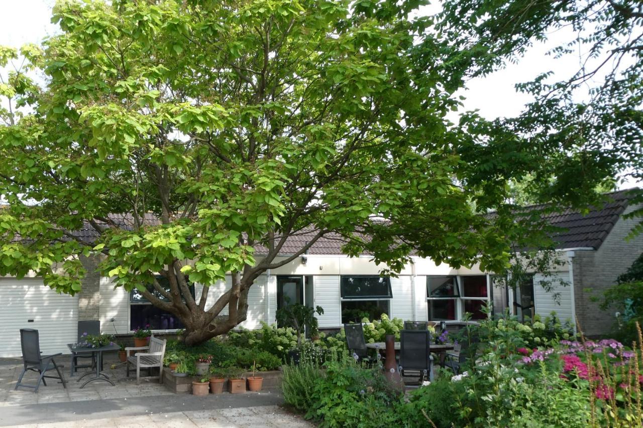 Huis Bij De Catalpa Dordrecht Exteriör bild